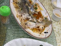 -鹏城人家海鲜酒家·23年老字号(较场尾店)