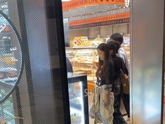 -罗森尼娜(德思勤店)