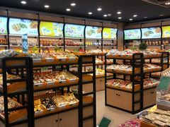 -中百仓储超市有限公司(越秀星汇维港店)