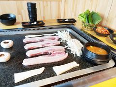 -小黑猪石板烤肉(皇冠花园店)