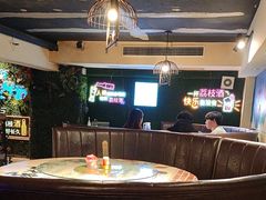 -顶峰夜宴·龙虾烧烤大排档(九江学院店)