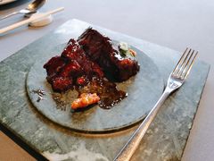 苹果木烟熏小牛肉-三利音·东方司宴(外滩店)