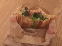 -星巴克(蔡伦路店)