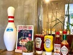 -HIGH FIVE哈福手工汉堡(桂林路店)