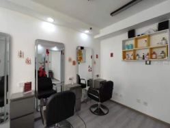 -LILI·HAIR SALON理理造型