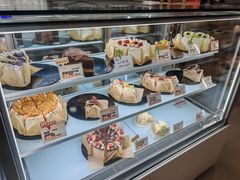 -卷们·现制生日蛋糕·蓝风车动物奶油(金源店)