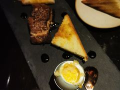 -The ROOF (通盈中心店)