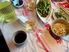 -肥肥虾庄·金牌油焖大虾(汉街SKP店)