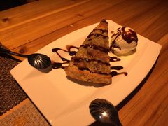 -山色·柴火烤披萨·西餐·原切牛扒