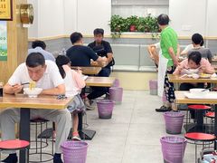 大堂-草桥清真牛肉锅贴扁食店