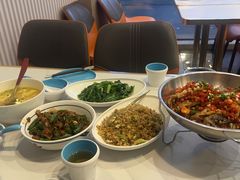 -洞庭米湘·湖南菜(银河SOHO店)