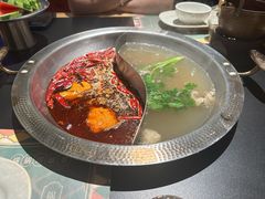 -廖掌柜·重庆鲜货火锅(上海首店)
