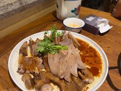 -厝味火锅·潮汕卤水火锅(十一合店)
