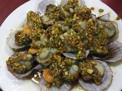 油泼扇贝-天伦海鲜·老味道·青岛菜(栈桥天主教堂店)