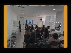 -金夫人化妆摄影职业培训学校