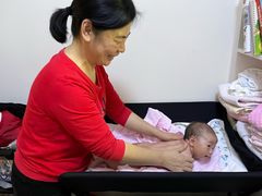 -家家月嫂育婴师育儿嫂(龙岗直营店)