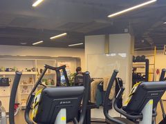 -超鹿运动(达信大厦店)