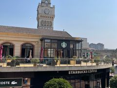 -王府井奥莱临潼小镇(临潼店)