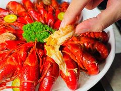 -沪小胖小龙虾(淮海中路旗舰店)