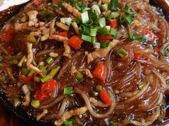 铁板东北粉-石老头关东饺子王·东北菜(嘉华鑫城店)