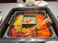 -洞子口重庆鲜货火锅(楚翘城旗舰店)