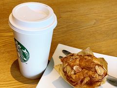 -星巴克(洛阳中州路王府井店)