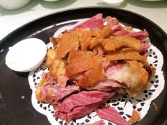 烘烤德式脆皮猪肘-狮王府淮扬菜(新街口友谊店)