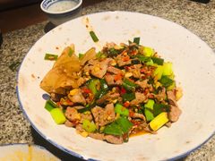 -老湖南民间菜·牛肉十八炒(花都店)