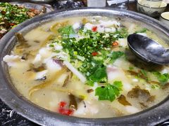 -廖哥泡椒兔(峨眉店)