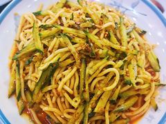 金牌凉面-三妹小龙虾·黄油蟹(华侨城总店)