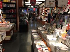 -西西弗书店&矢量咖啡(万象城店)