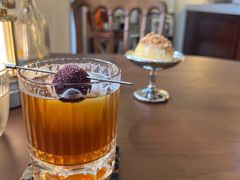 -Café Monson