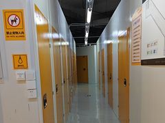 -安东易迷你仓自助寄存仓库(淞虹路店)