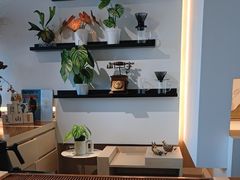 -luutosa  cafe & tea 鹿兔山