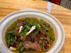 -富正毅三下锅·湘西韵味(天门山索道店)