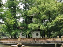 -汇龙潭