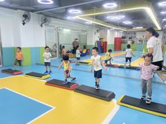-逗你运动体能训练中心(冠城店)