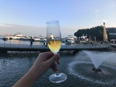 -中茵皇冠假日酒店·棕榈岛湖畔餐厅