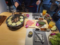 -吉屋烤肉(八宝街店)