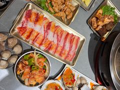 -围炉肉舍•炭烤活鳗•丹东海鲜烤肉(步行街店)