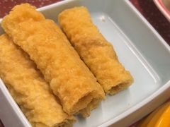 -四囍码头海鲜烧烤自助火锅(外滩南京东路悦荟广场店)