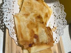 菠萝飞饼-小鱼小牛·鱼牛干锅·脆鱼火锅(世欧广场店)