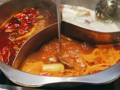 -百年川椒重庆老火锅(光谷店)