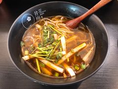 香辣牛骨汤面-贡梅老面馆·蟹粉面·无锡特色小吃(南长街主推店)