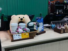 -星巴克(上海虹桥站2A检票口)