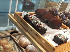 -焙丽拾光(麦凯乐直营店)