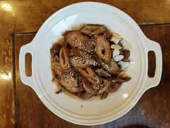 -老鼎万春卤菜(五代传承创始老店)