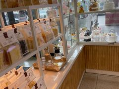 -焙丽拾光(麦凯乐直营店)