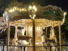 -草山夜未眠景观餐厅