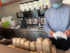 -王府井百货(中州中路店)